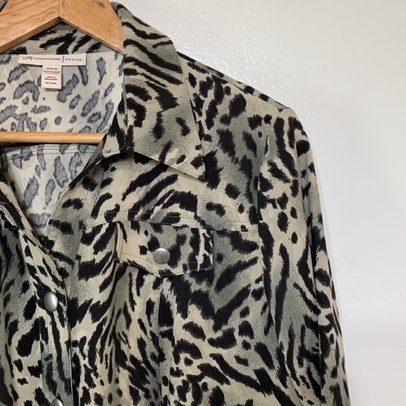 JM Collection Animal Print Dressy Snap Button Down Top Size PXL - Picture 2 of 5